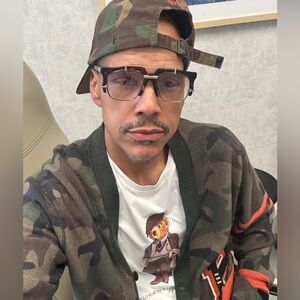 Meet your Posher, Aaron